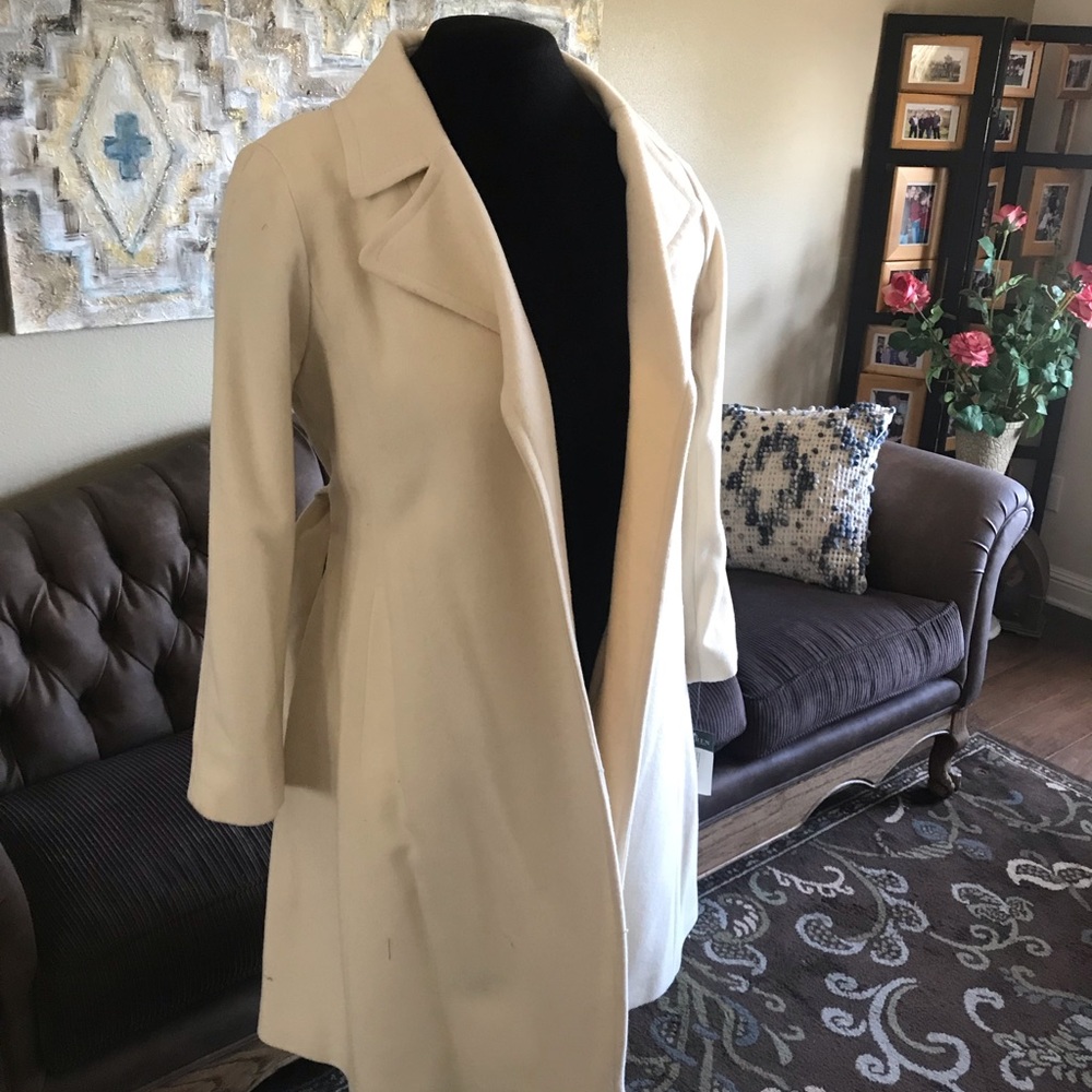 Lauren coat cream size 14